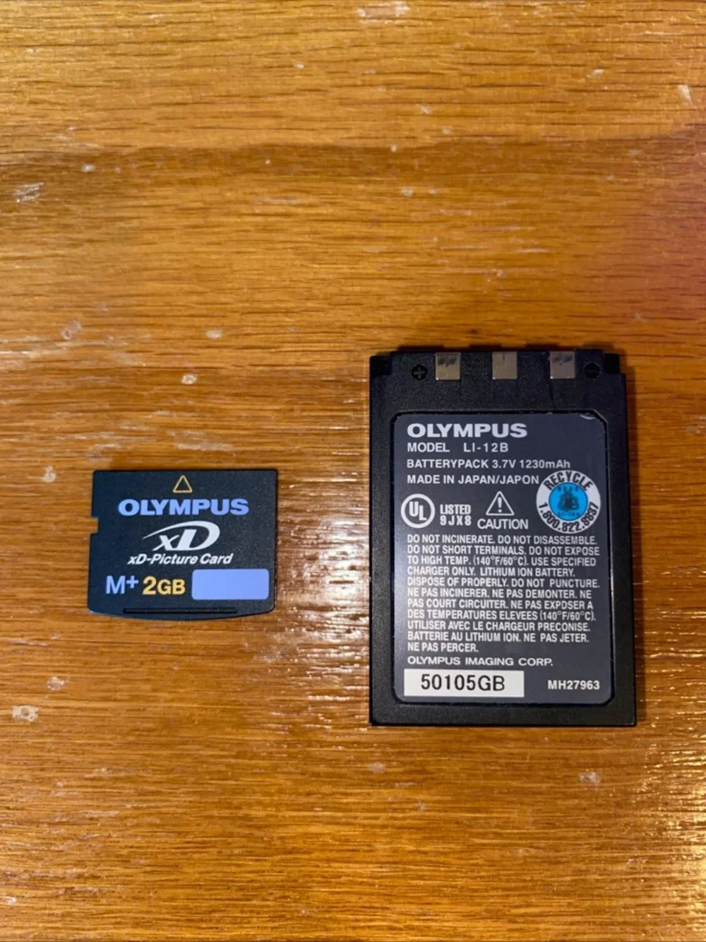 Olympus Stylus 500 5.0MP All Weather Digital Camera Battery no Charger Untested